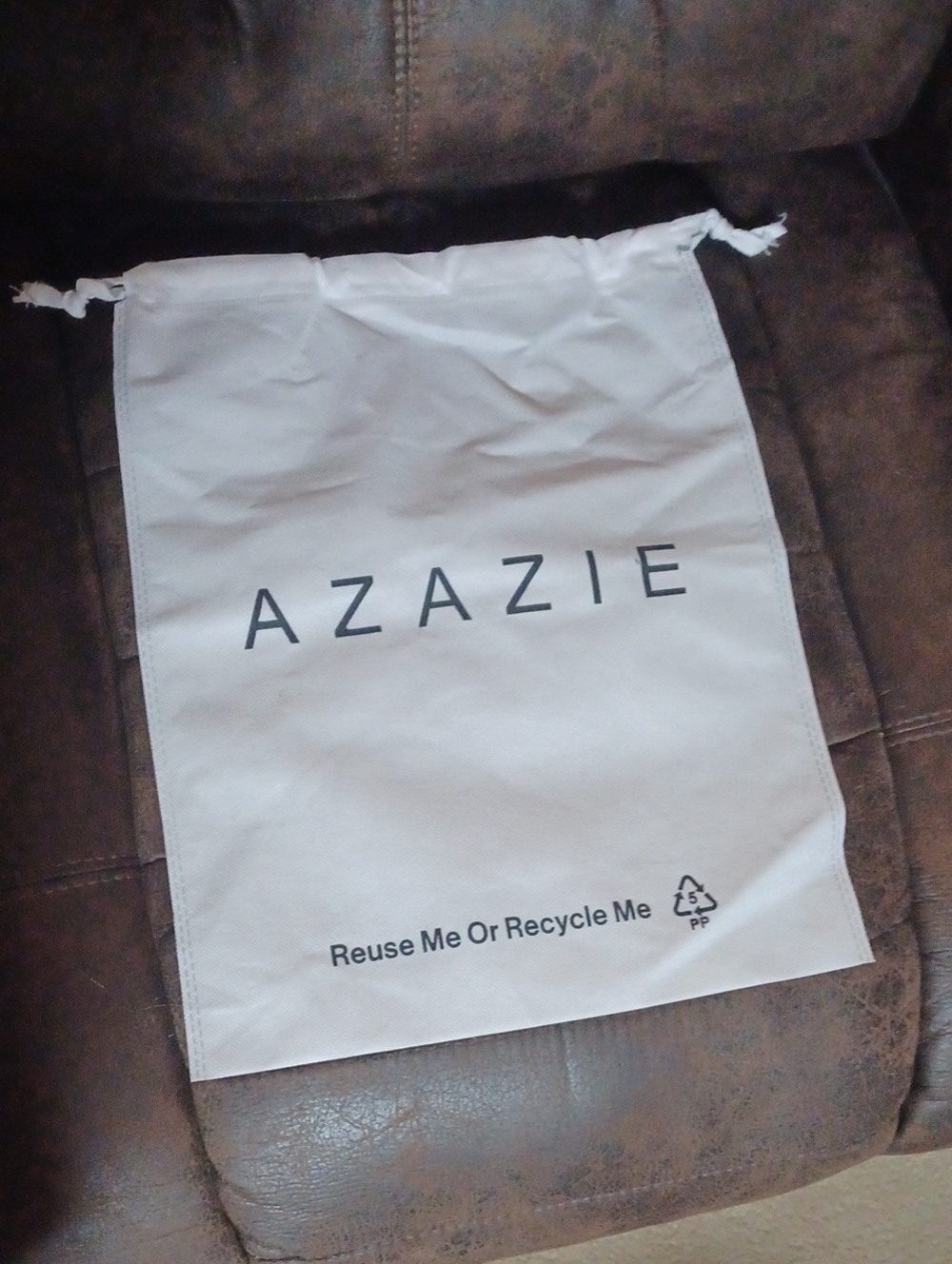 4/$30 New Azazie White Drawstring Dust Bag